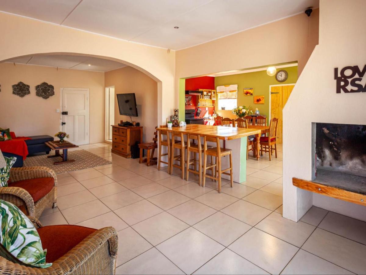 Kamieskroon Cosy Cottage ภายนอก รูปภาพ