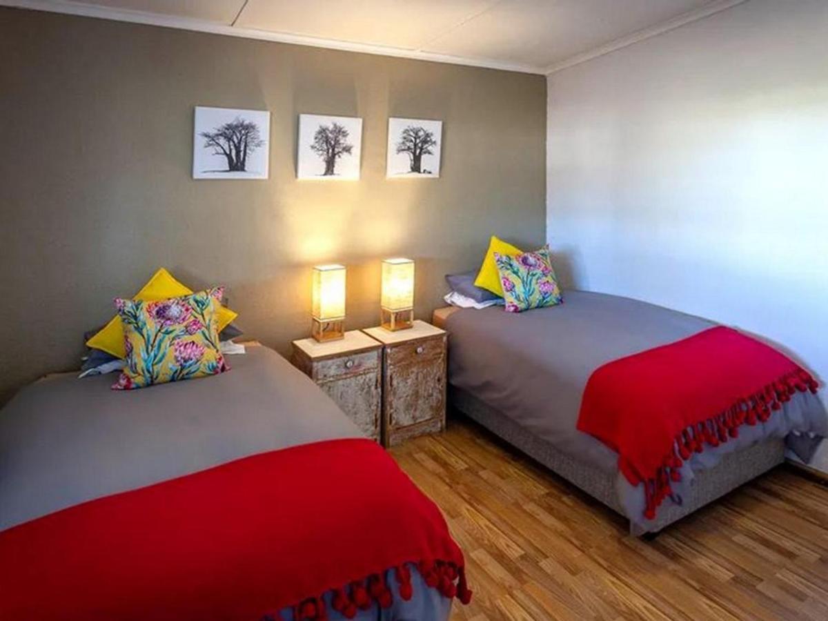 Kamieskroon Cosy Cottage ภายนอก รูปภาพ