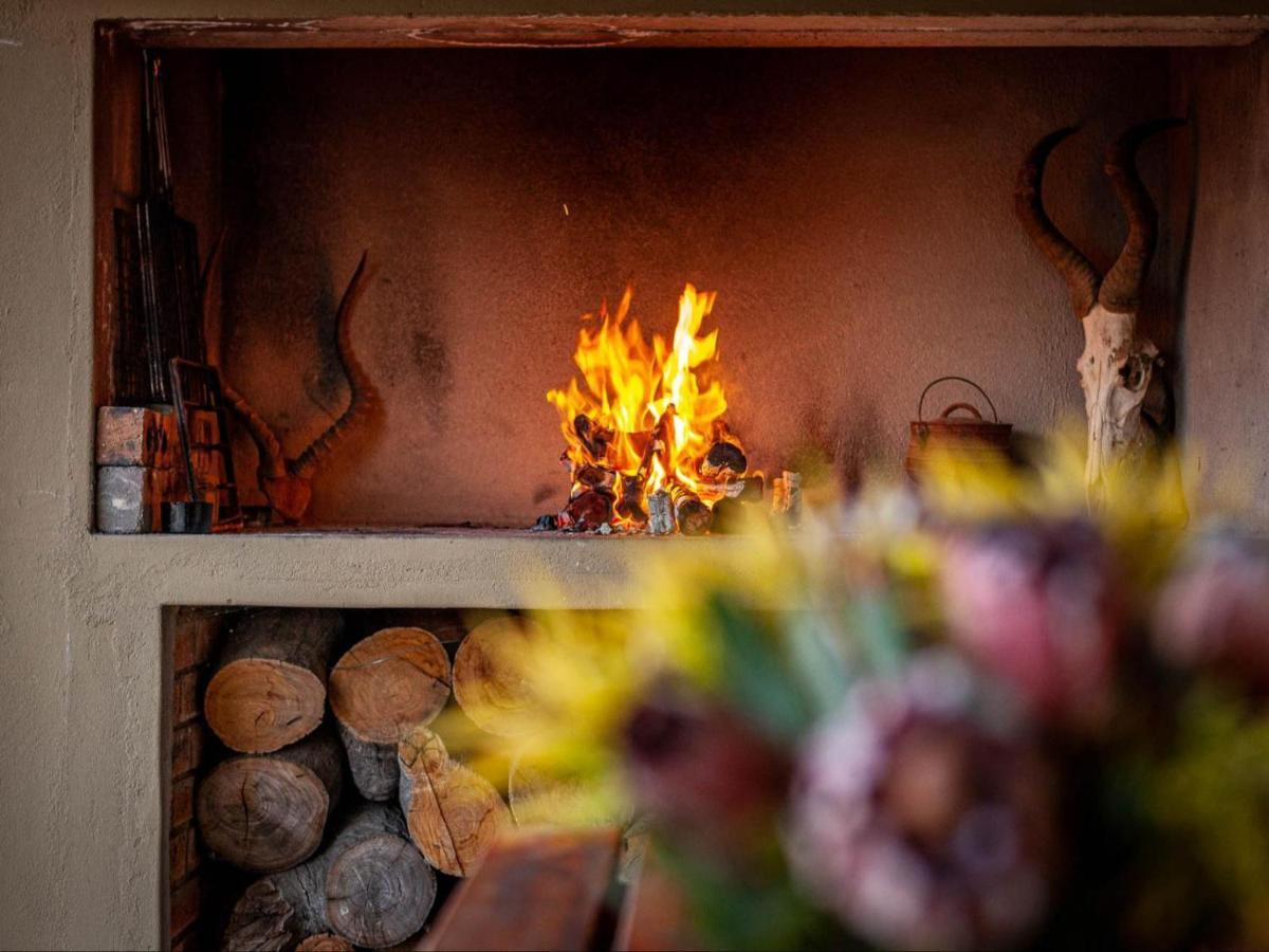 Kamieskroon Cosy Cottage ภายนอก รูปภาพ