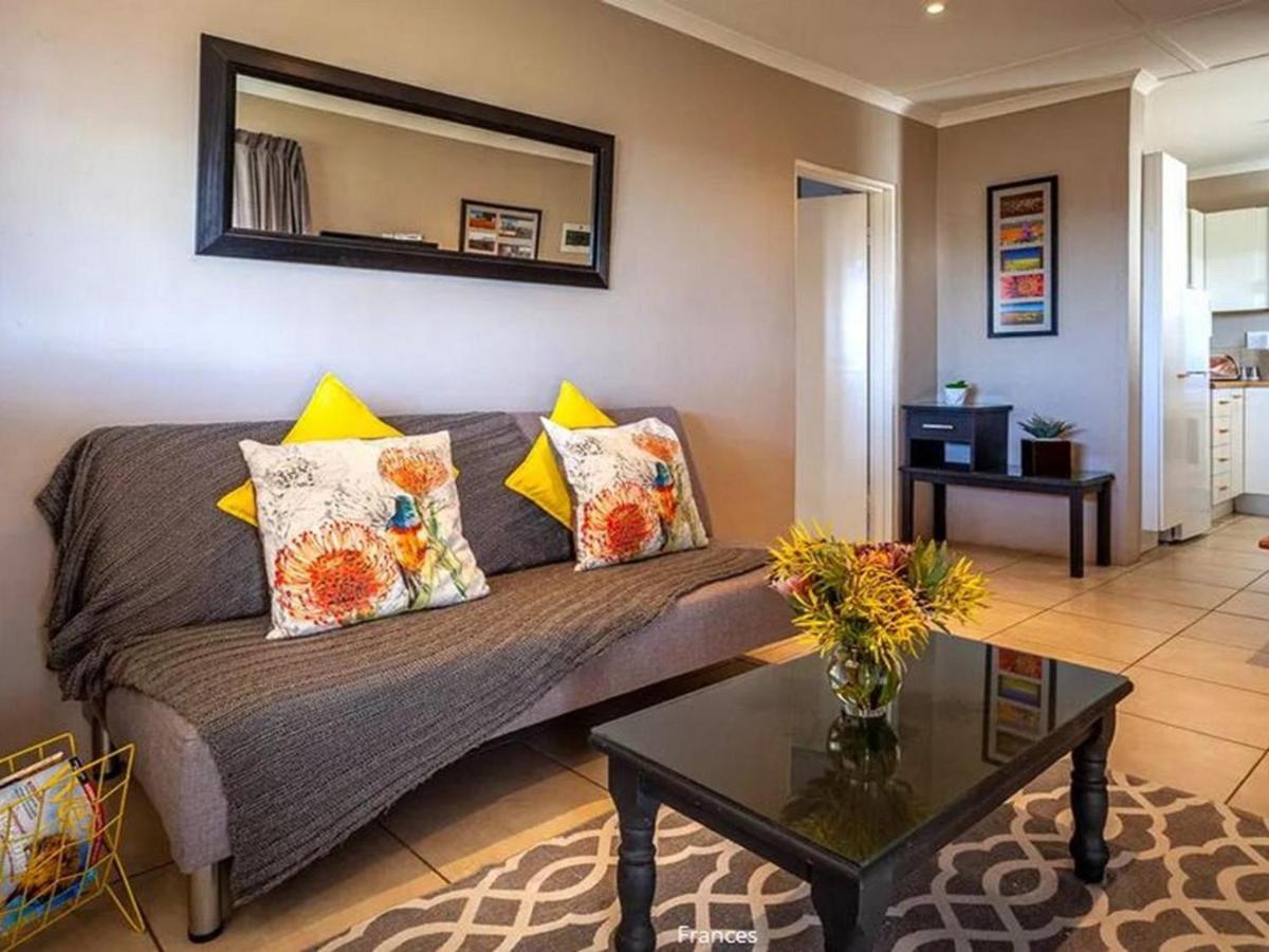 Kamieskroon Cosy Cottage ภายนอก รูปภาพ